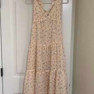 Storia Cream Floral Maxi Dress